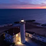 Seafront Bright Flat-beahost דירה