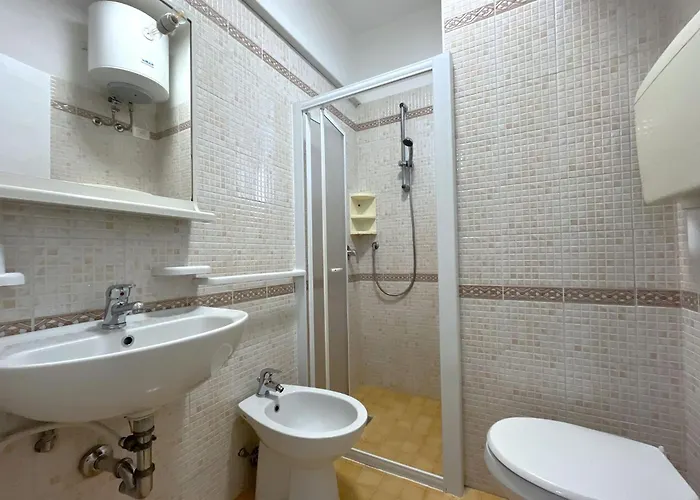 Seafront Bright Flat-beahost بيبيوني